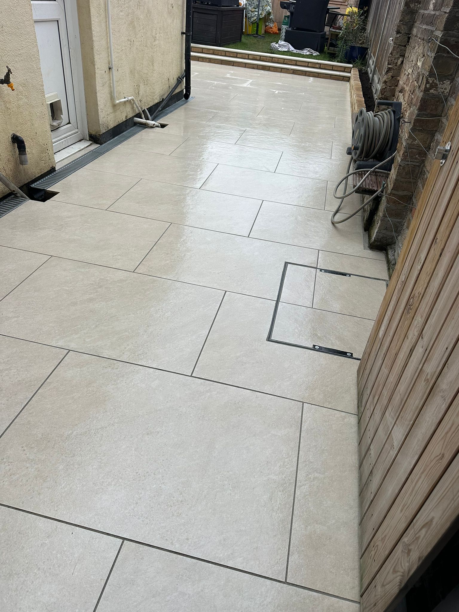 Patios, Gras, Driveway, Turfing, Garden Wall, Fencing